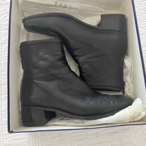 Stuart Weitzman Black Leather Ankle Boots